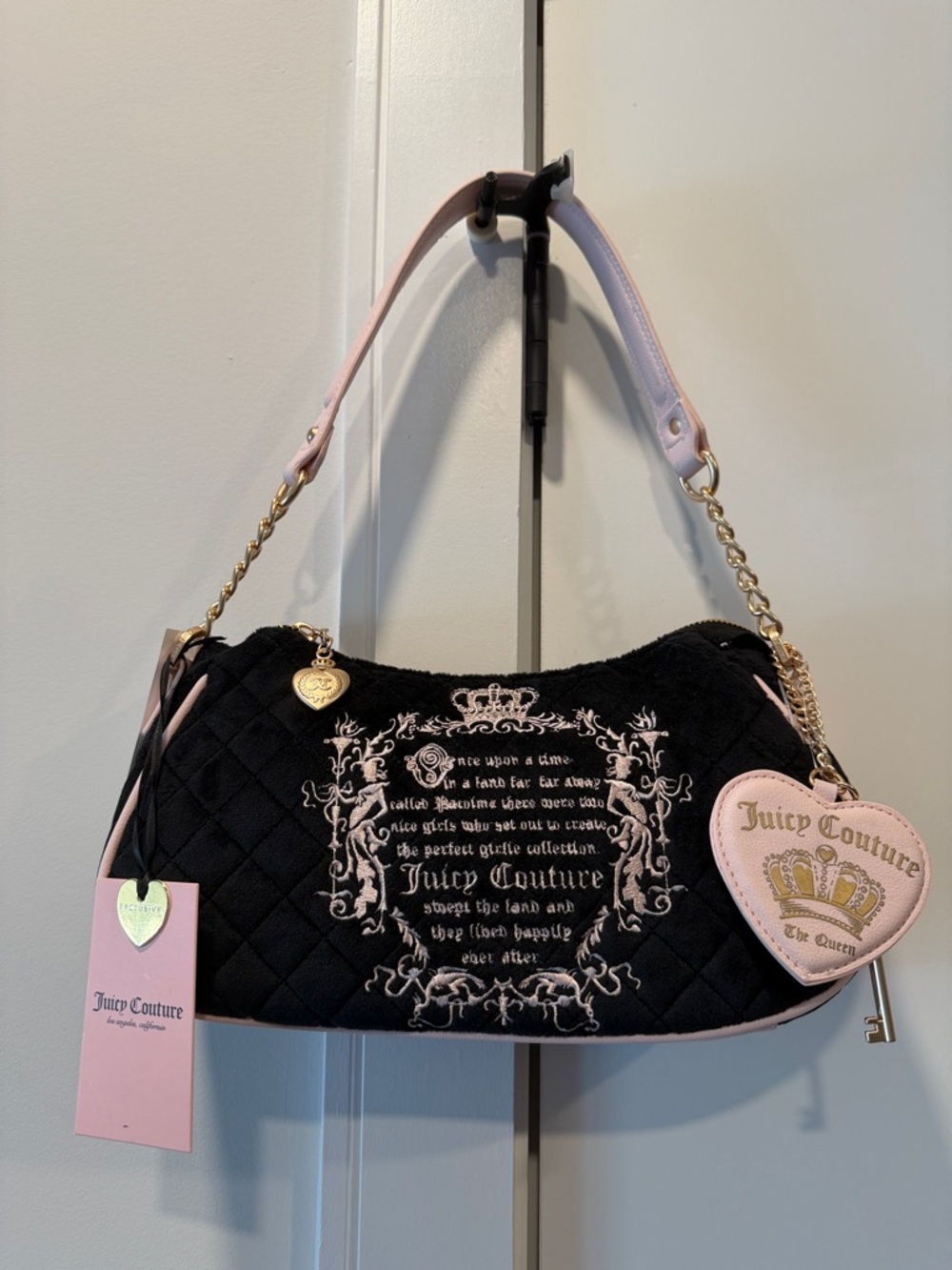 Juicy Couture Tale Shoulder Bag in Liquorice